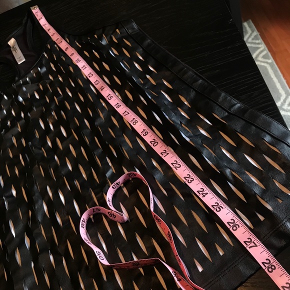 { LORNA JANE }  Sexy Cutout Tank Top - NWOT Large - Picture 13 of 16